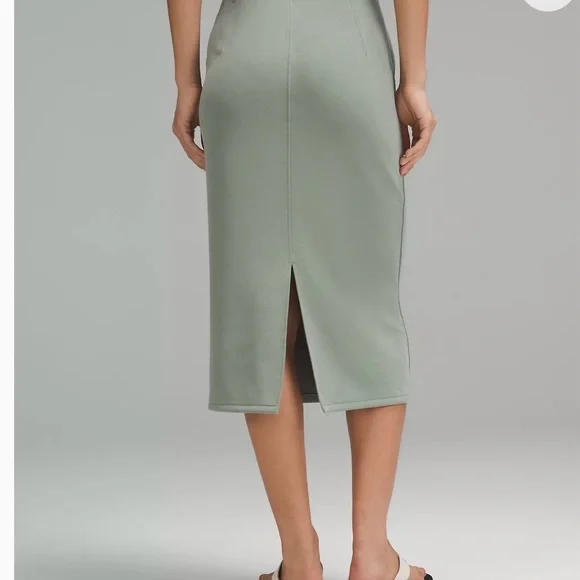 Lululemon Softstreme Highrise Midi Skirt - Picture 3 of 9